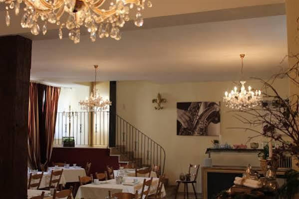 Schwarzer Adler Hotel 2*